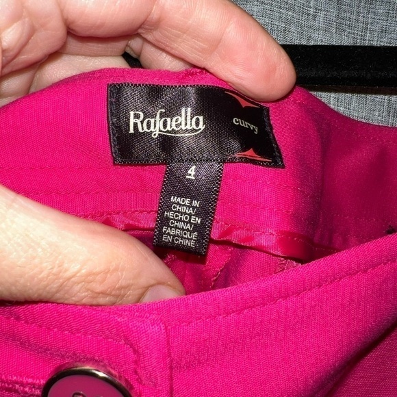 *Women's Rafaella Curvy Shorts size 4 - Picture 2 of 6